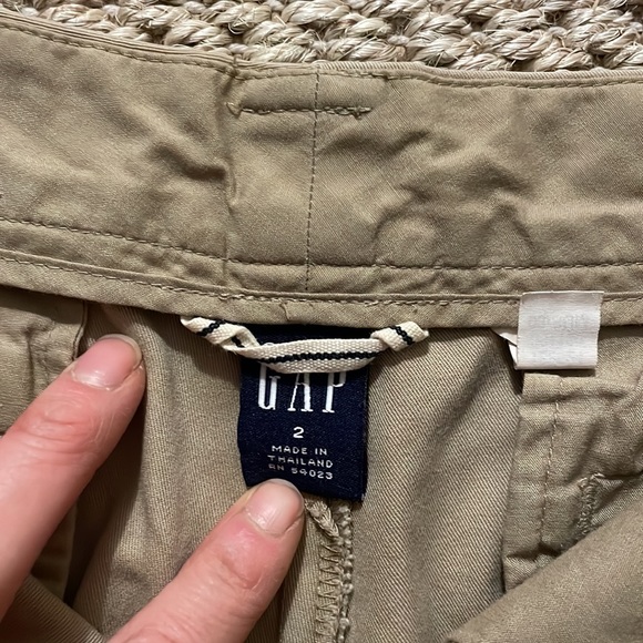 Gap shorts - Picture 2 of 3